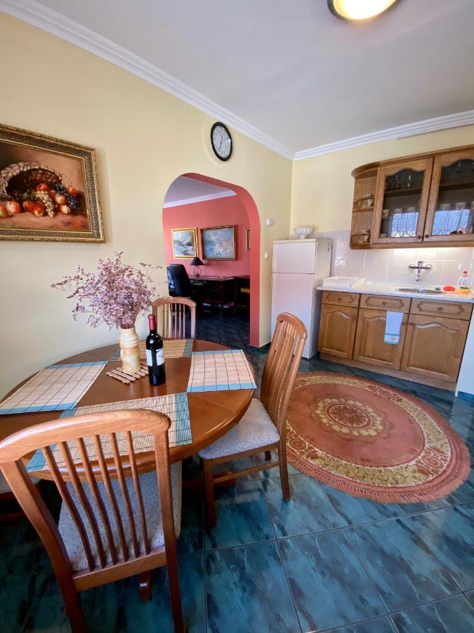 Zalar Apartman Eger Zewnętrze zdjęcie