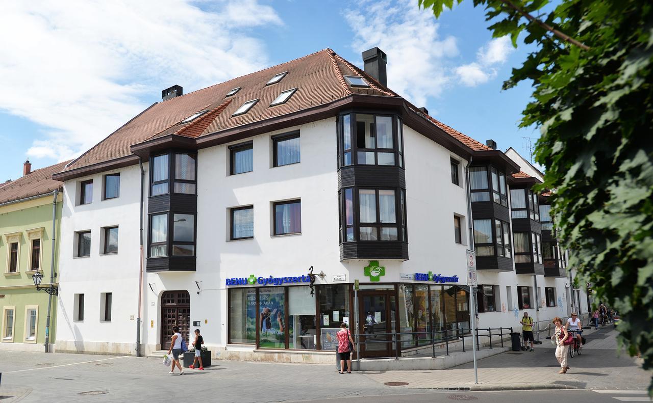 Zalar Apartman Eger Zewnętrze zdjęcie
